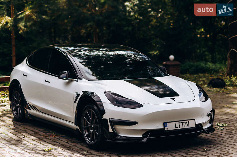 Tesla Model 3 2019