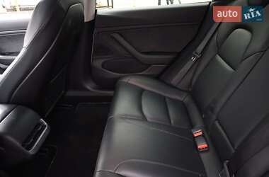 Седан Tesla Model 3 2019 в 