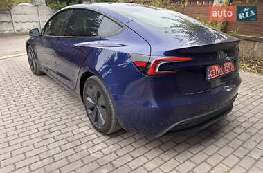 Седан Tesla Model 3 2024 в  фото 6 Седан Tesla Model 3 2024 в
