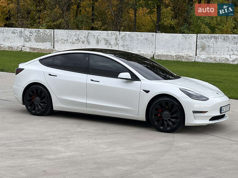 Седан Tesla Model 3 2021 в Луцьку фото 4 Седан Tesla Model 3 2021 в Луцьку