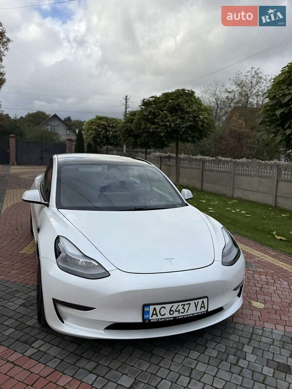 Седан Tesla Model 3 2021 в Луцке фото 2 Седан Tesla Model 3 2021 в Луцке