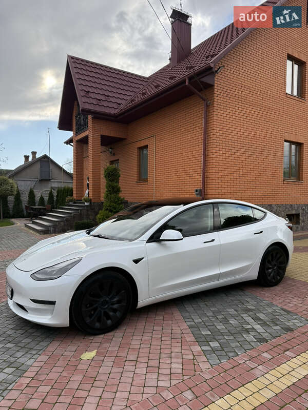 Седан Tesla Model 3 2021 в Луцке фото 8 Седан Tesla Model 3 2021 в Луцке
