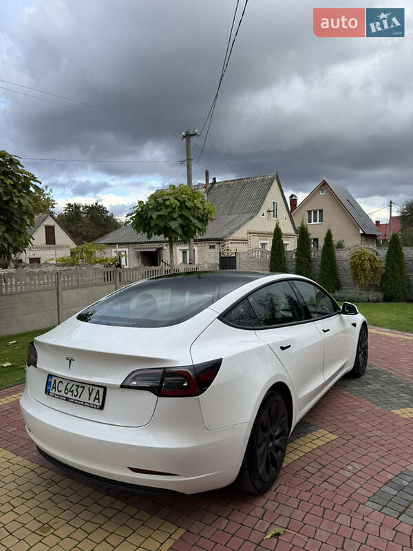 Седан Tesla Model 3 2021 в Луцке фото 12 Седан Tesla Model 3 2021 в Луцке