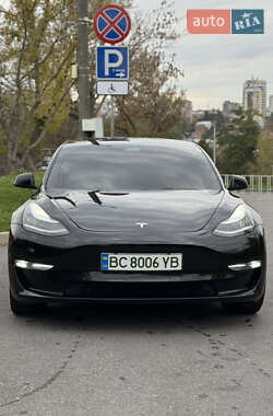 Седан Tesla Model 3 2018 в Вінниці