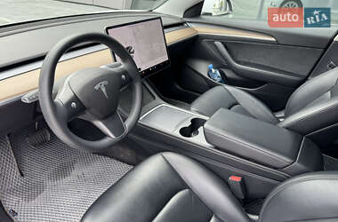 Седан Tesla Model 3 2021 в  фото 19 Седан Tesla Model 3 2021 в