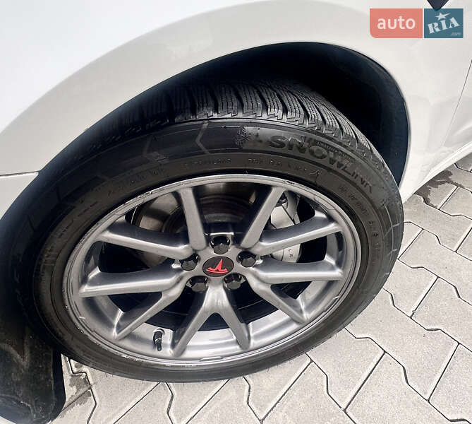 Седан Tesla Model 3 2020 в Черновцах фото 20 Седан Tesla Model 3 2020 в Черновцах