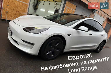 Седан Tesla Model 3 2021 в Киеве