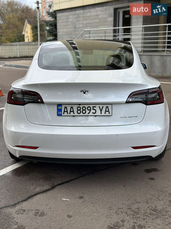 Седан Tesla Model 3 2022 в Чернігові фото 6 Седан Tesla Model 3 2022 в Чернігові