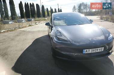 Седан Tesla Model 3 2024 в  фото 3 Седан Tesla Model 3 2024 в
