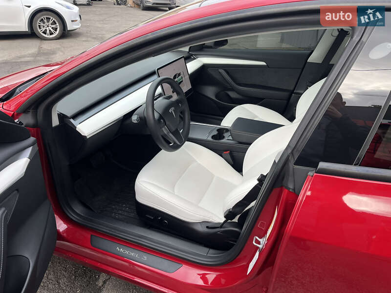 Седан Tesla Model 3 2022 в Киеве фото 13 Седан Tesla Model 3 2022 в Киеве