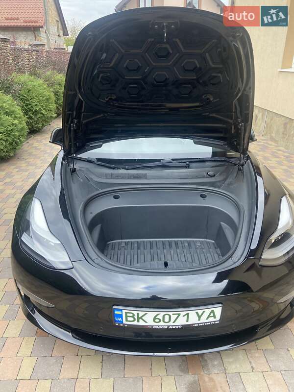 Седан Tesla Model 3 2021 в Ровно фото 12 Седан Tesla Model 3 2021 в Ровно
