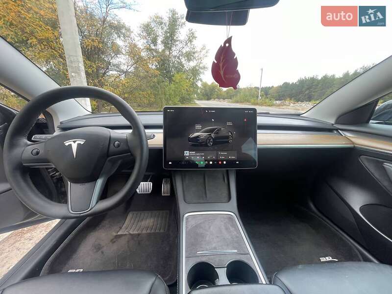 Седан Tesla Model 3 2023 в Каменском