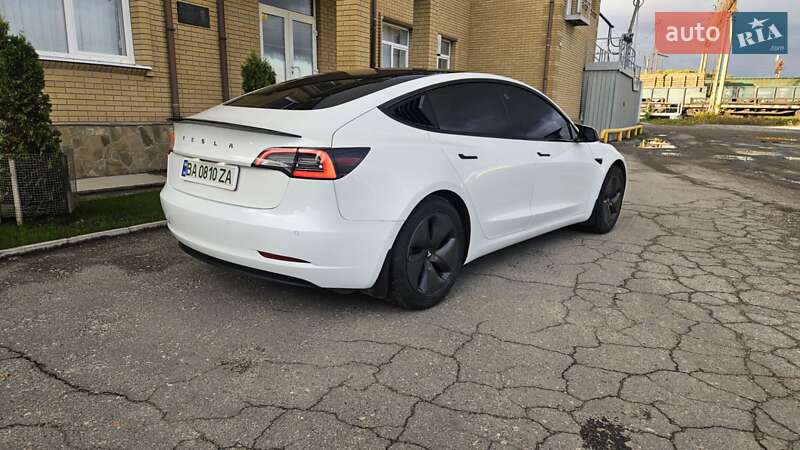 Седан Tesla Model 3 2019 в Знаменке фото 9 Седан Tesla Model 3 2019 в Знаменке