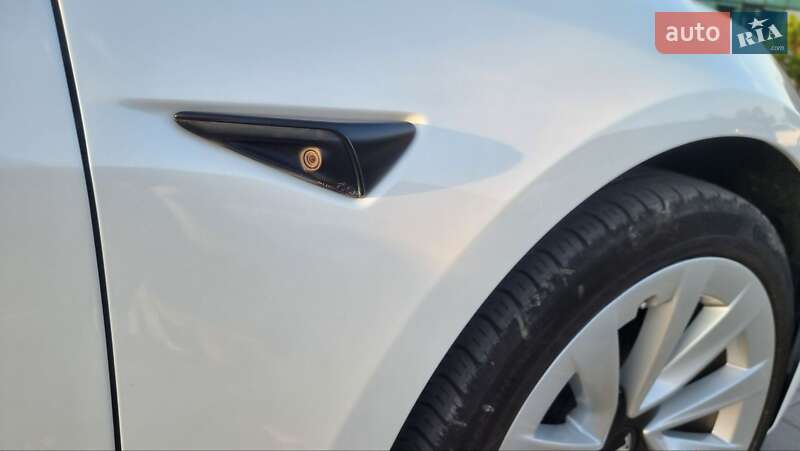 Седан Tesla Model 3 2021 в Хмельницькому