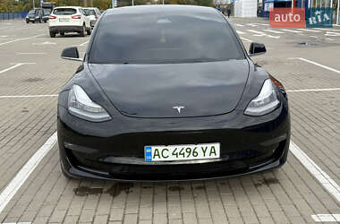 Седан Tesla Model 3 2019 в  фото 3 Седан Tesla Model 3 2019 в