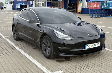 Седан Tesla Model 3 2019 в  фото 2 Седан Tesla Model 3 2019 в