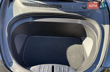 Седан Tesla Model 3 2019 в  фото 25 Седан Tesla Model 3 2019 в