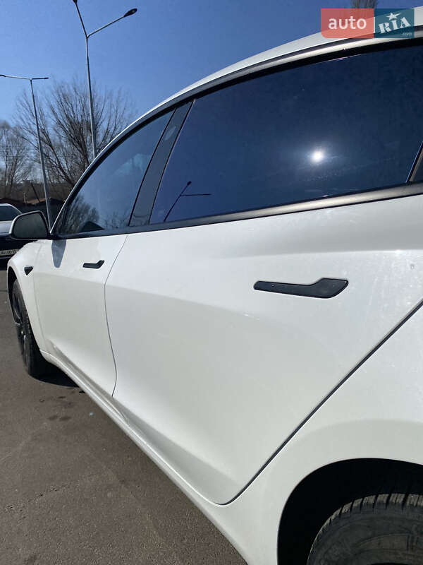 Седан Tesla Model 3 2018 в Киеве фото 15 Седан Tesla Model 3 2018 в Киеве