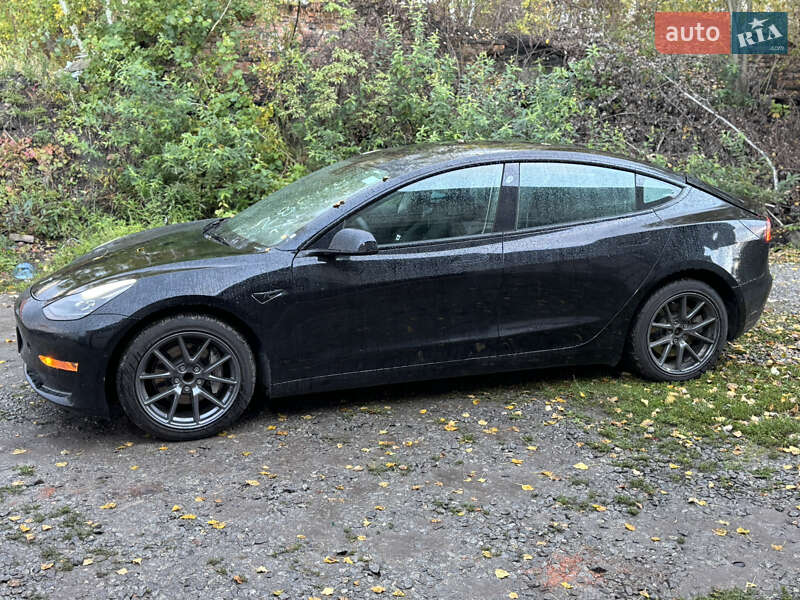 Седан Tesla Model 3 2022 в Житомире фото 3 Седан Tesla Model 3 2022 в Житомире