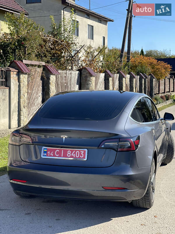 Седан Tesla Model 3 2020 в Львове фото 14 Седан Tesla Model 3 2020 в Львове