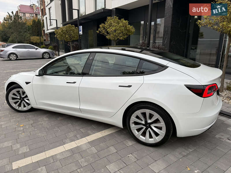 Седан Tesla Model 3 2021 в Ужгороде фото 18 Седан Tesla Model 3 2021 в Ужгороде