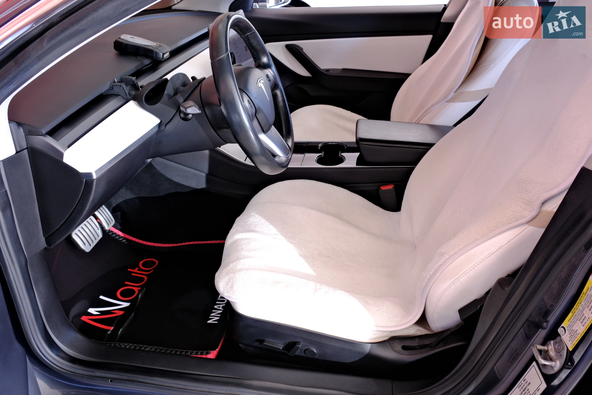 2019 Tesla Model 3 - мініатюра 26