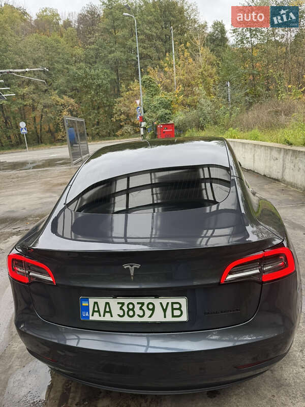 Седан Tesla Model 3 2019 в Киеве фото 7 Седан Tesla Model 3 2019 в Киеве