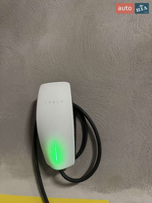 Седан Tesla Model 3 2019 в Киеве фото 17 Седан Tesla Model 3 2019 в Киеве