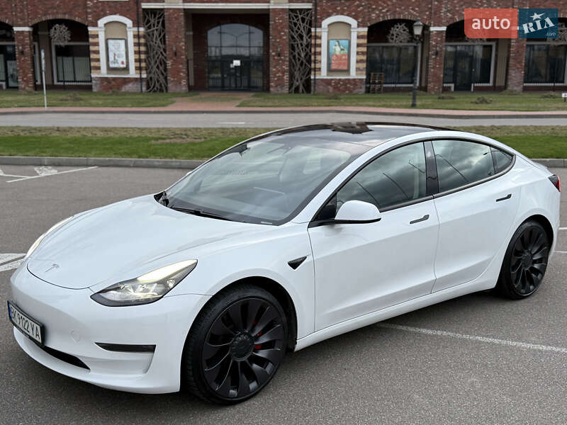Седан Tesla Model 3 2021 в Киеве фото 4 Седан Tesla Model 3 2021 в Киеве