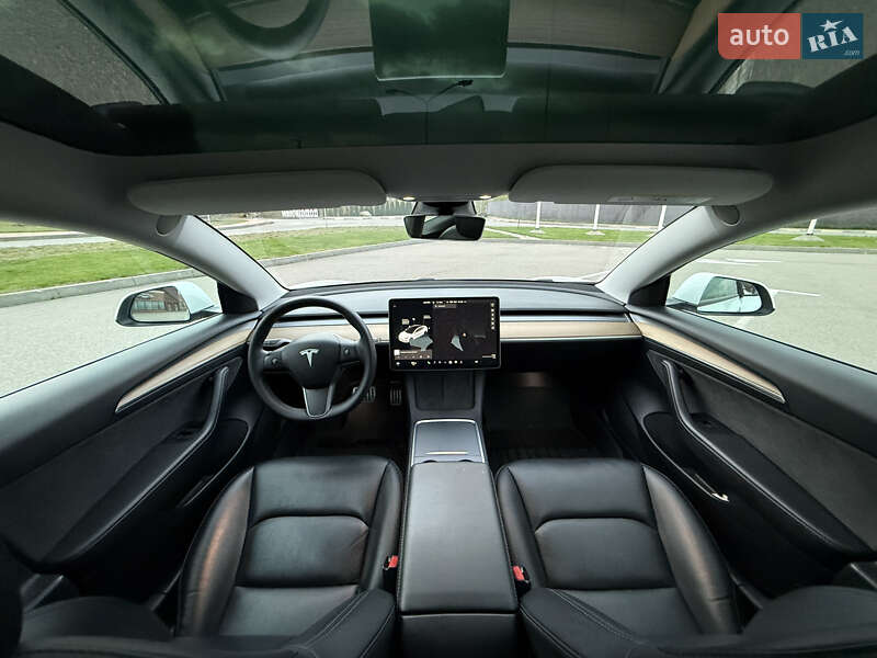 Седан Tesla Model 3 2021 в Киеве фото 23 Седан Tesla Model 3 2021 в Киеве