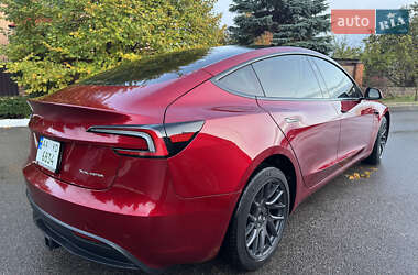Седан Tesla Model 3 2024 в Киеве