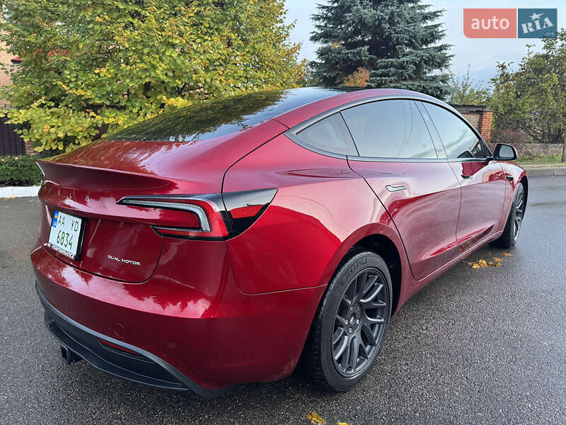 Седан Tesla Model 3 2024 в Киеве фото 13 Седан Tesla Model 3 2024 в Киеве