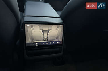 Седан Tesla Model 3 2024 в Киеве