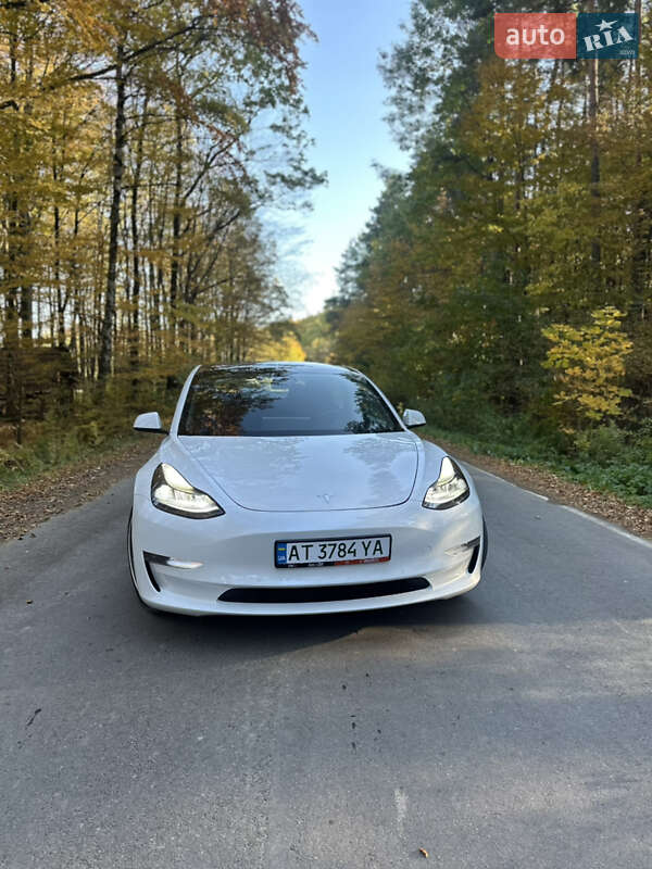 Седан Tesla Model 3 2021 в Ивано-Франковске фото 8 Седан Tesla Model 3 2021 в Ивано-Франковске