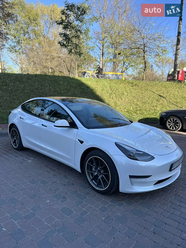Седан Tesla Model 3 2021 в Ивано-Франковске фото 9 Седан Tesla Model 3 2021 в Ивано-Франковске