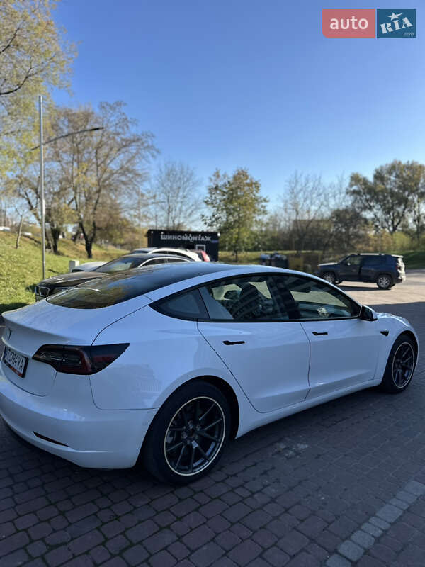 Седан Tesla Model 3 2021 в Ивано-Франковске фото 10 Седан Tesla Model 3 2021 в Ивано-Франковске