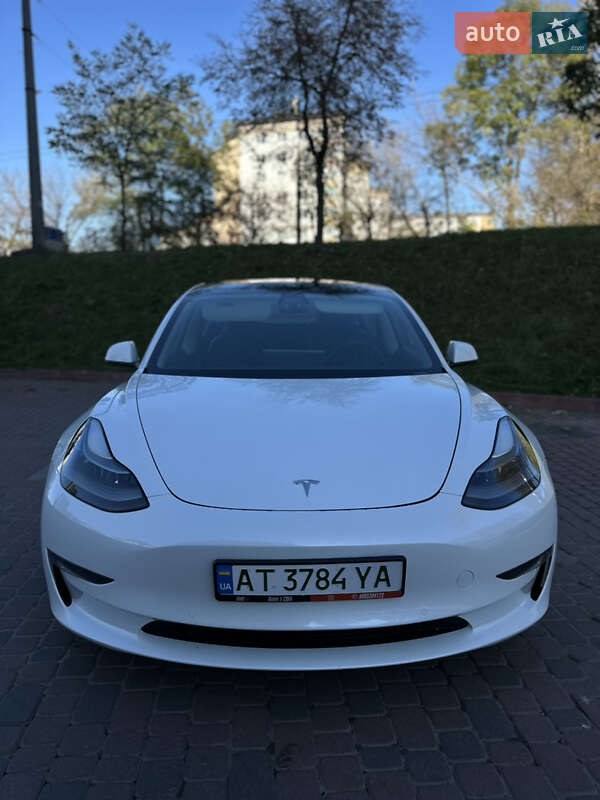 Седан Tesla Model 3 2021 в Ивано-Франковске фото 12 Седан Tesla Model 3 2021 в Ивано-Франковске