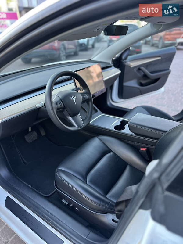 Седан Tesla Model 3 2021 в Ивано-Франковске фото 18 Седан Tesla Model 3 2021 в Ивано-Франковске