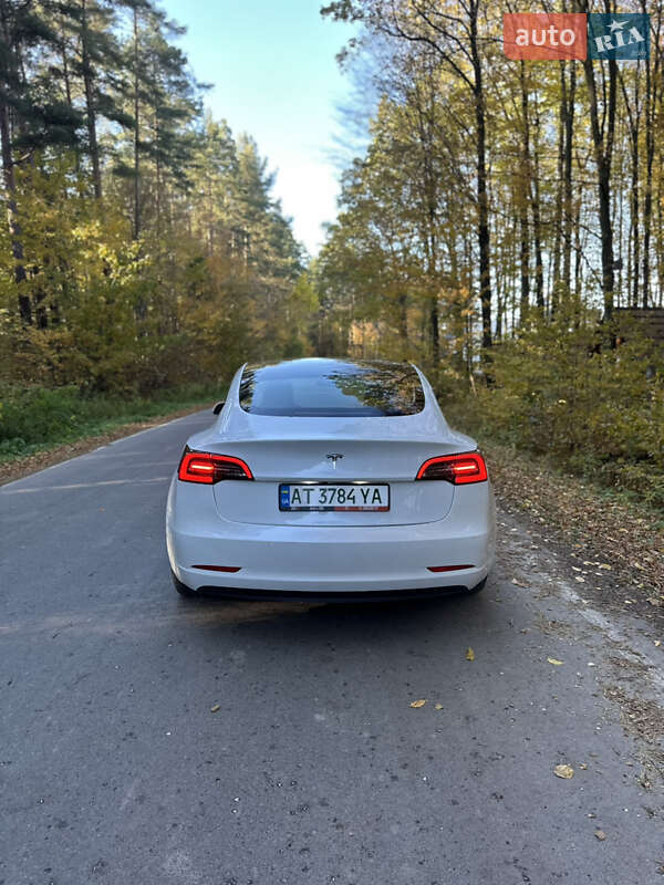 Седан Tesla Model 3 2021 в Ивано-Франковске фото 23 Седан Tesla Model 3 2021 в Ивано-Франковске