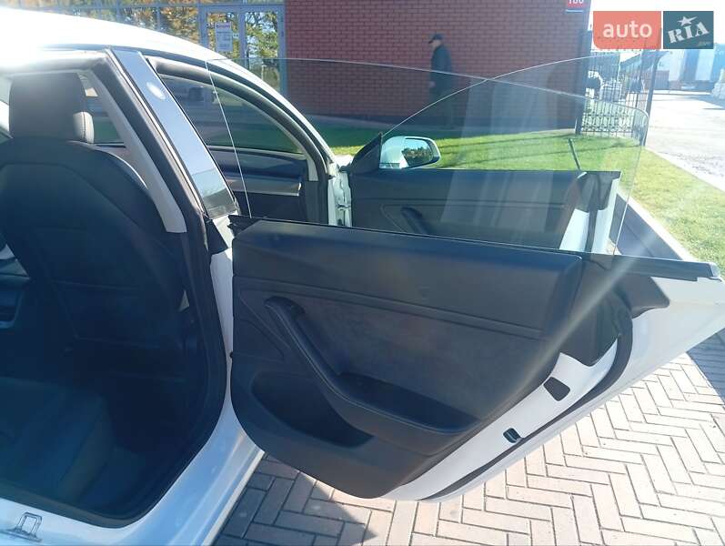 Седан Tesla Model 3 2020 в Луцьку фото 27 Седан Tesla Model 3 2020 в Луцьку