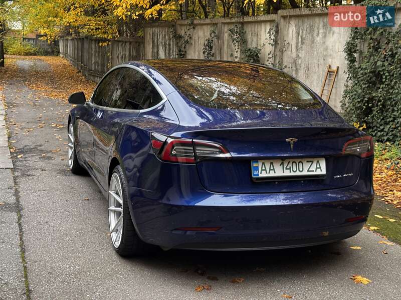 Седан Tesla Model 3 2018 в Киеве фото 6 Седан Tesla Model 3 2018 в Киеве
