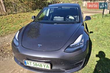 Седан Tesla Model 3 2019 в Рожнові