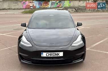 Седан Tesla Model 3 2020 в Киеве
