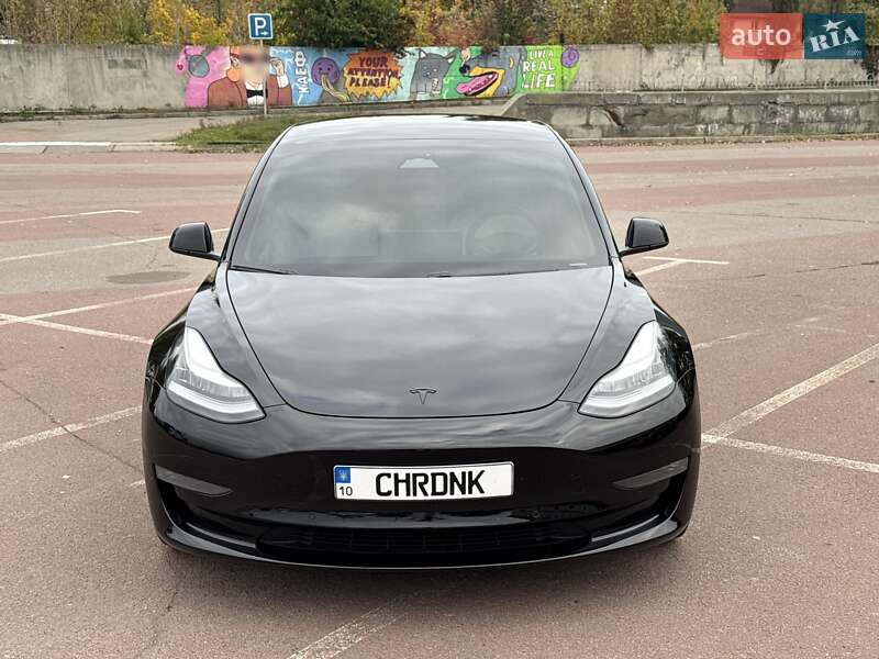 Tesla Model 3 2020