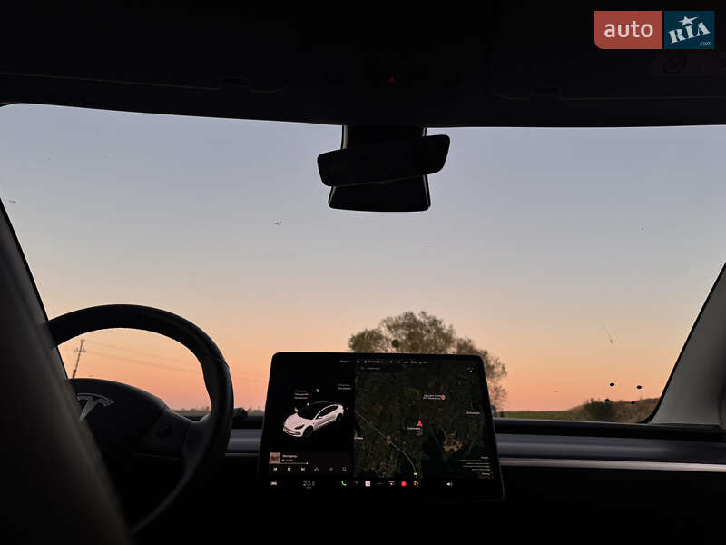 Седан Tesla Model 3 2020 в Львове фото 16 Седан Tesla Model 3 2020 в Львове