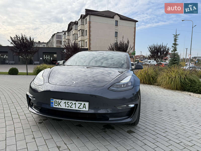 Седан Tesla Model 3 2022 в Ровно фото 2 Седан Tesla Model 3 2022 в Ровно