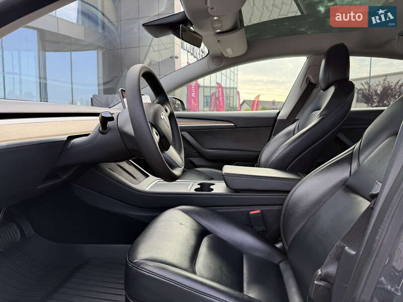 Седан Tesla Model 3 2022 в Ровно фото 24 Седан Tesla Model 3 2022 в Ровно