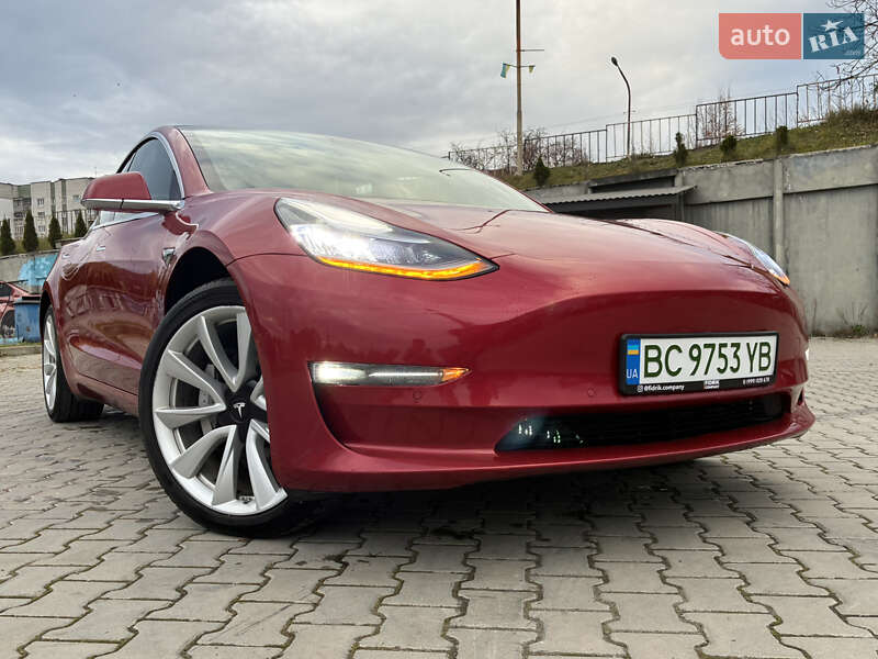 Tesla Model 3 2018
