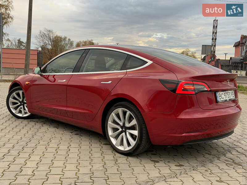 Седан Tesla Model 3 2018 в Дрогобыче фото 33 Седан Tesla Model 3 2018 в Дрогобыче