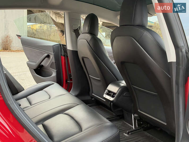 Седан Tesla Model 3 2018 в Дрогобыче фото 49 Седан Tesla Model 3 2018 в Дрогобыче